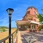 комплекс ани мар яз клокотница 3*