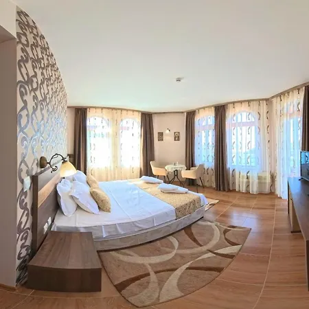 комплекс ани мар яз клокотница 3* חאסקובו