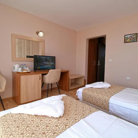 Hotell комплекс ани мар яз клокотница Chaskovo