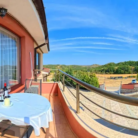 комплекс ани мар яз клокотница 3*