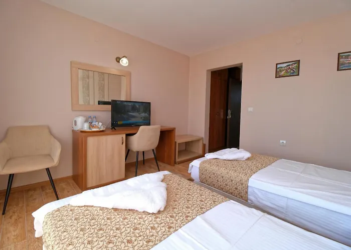 Hotell комплекс ани мар яз клокотница Chaskovo