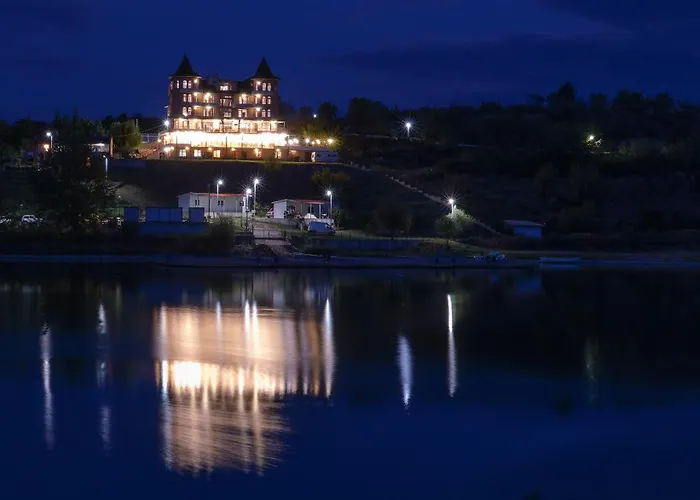 комплекс ани мар яз клокотница Hotell Chaskovo