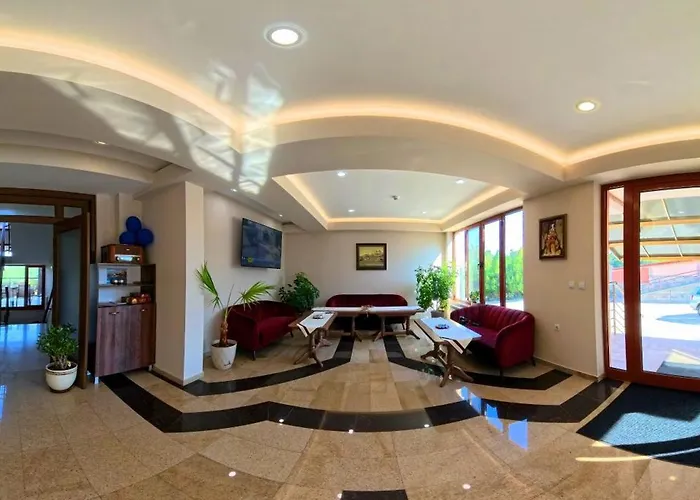 комплекс ани мар яз клокотница Hotell 3*