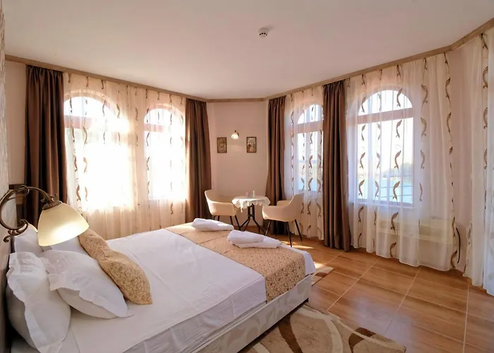 Hotell комплекс ани мар яз клокотница 3*