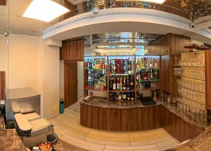 комплекс ани мар яз клокотница Hotell Chaskovo