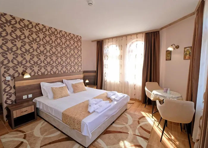 Hotell комплекс ани мар яз клокотница